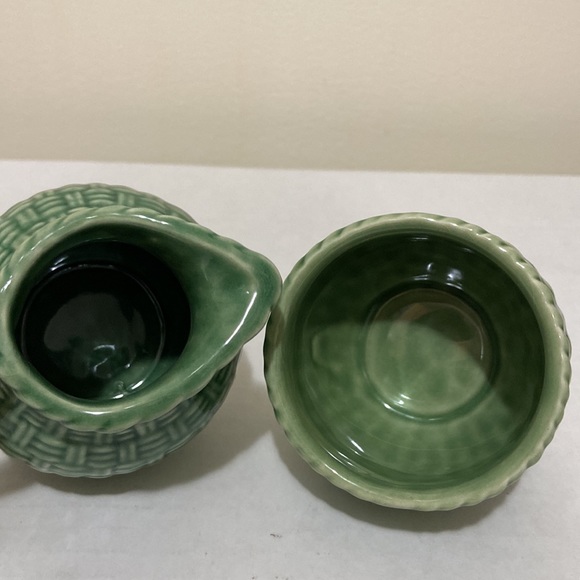 Adorable basket weave set - Picture 3 of 9